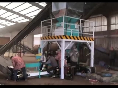 двухшпиндельная кладя в мешки машина. Двухшпиндельный чистый весить и кладя в мешки машина